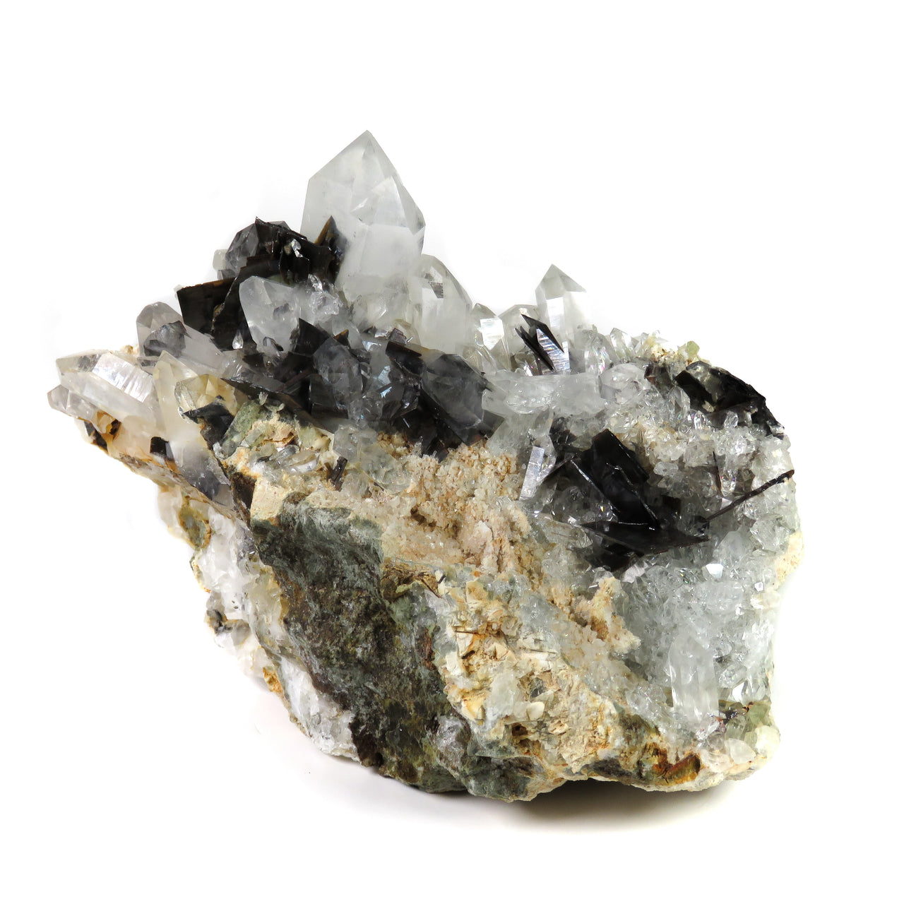 BROOKITE ON QUARTZ