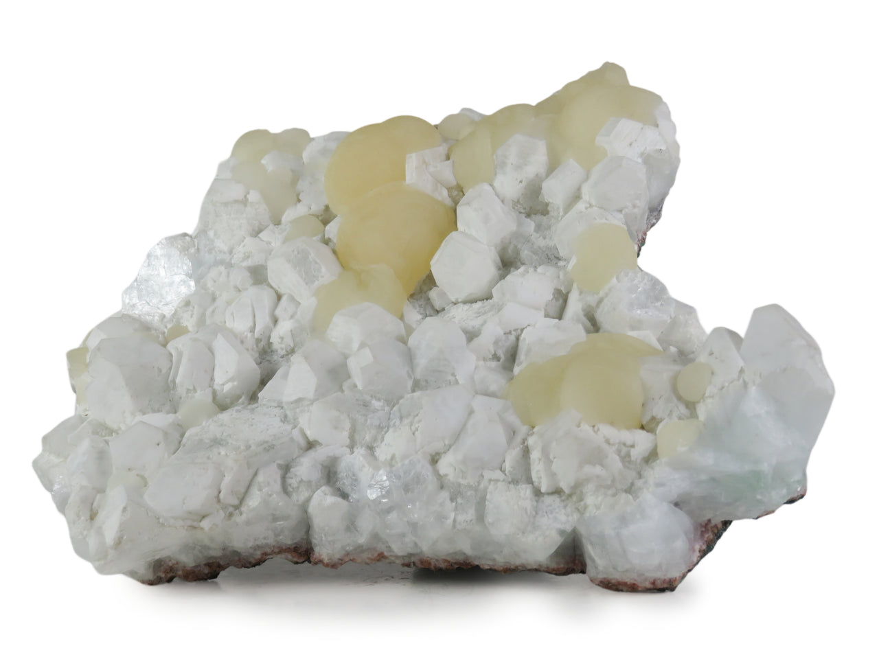 FLUORITE ON APOPHYLLITE